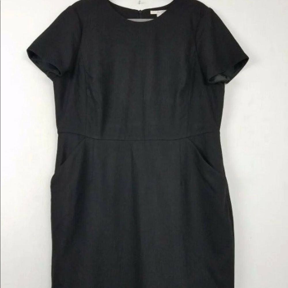 COPY - Boden size 16 black shift dress with pocke…
